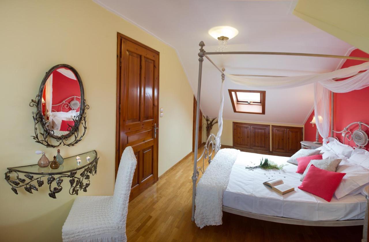 Lefkas City Apartments & Suites Lefkada City ภายนอก รูปภาพ